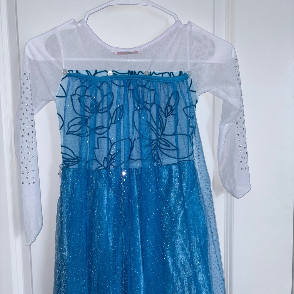 Frozen Halloween Costumes for Girls Dresses with accessories Size 130 (6-7) - Picture 10 of 16